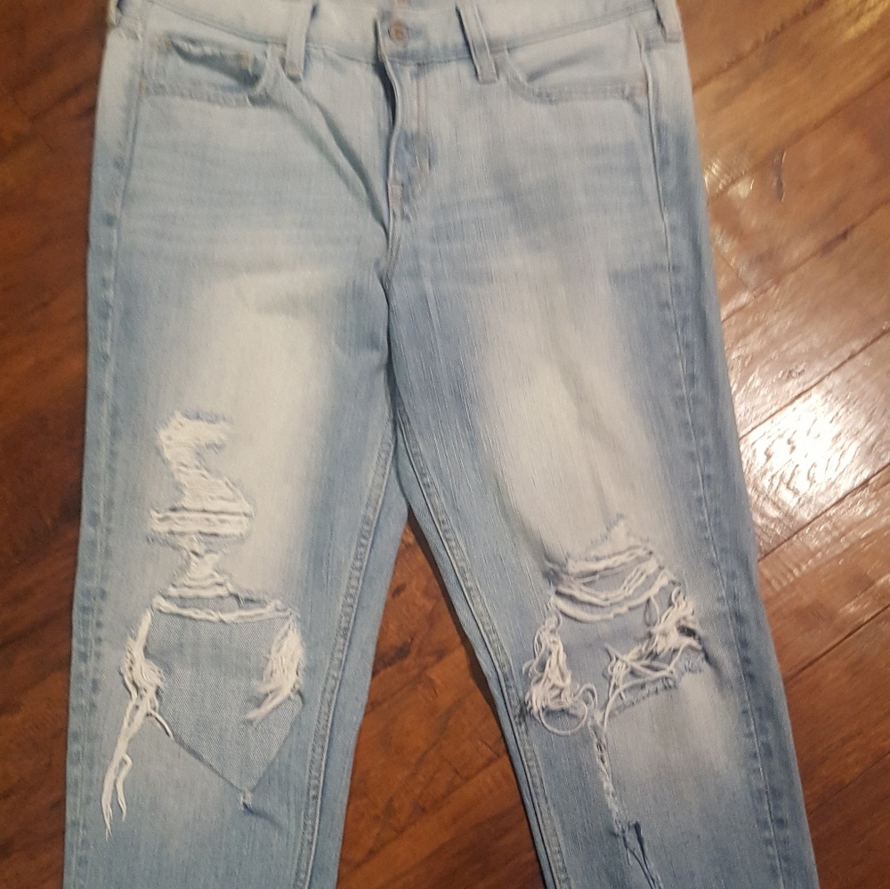 Hollister boyfriend fit ankle jeans size 5